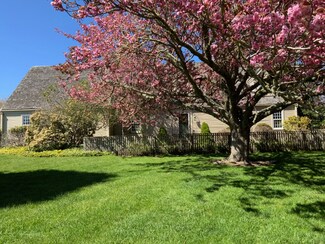27 Stone Post Way, Siasconset, MA 02564