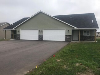 404 & 406 E Cheyenne St, Roberts, WI 54023