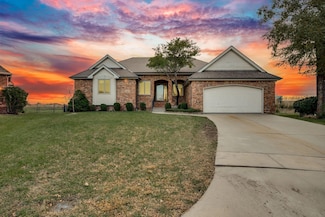 4005 N Tara Cir, Wichita, KS 67226