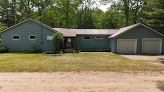 1686 Oak St, Wellston, MI 49689