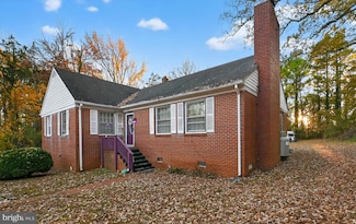 714 Robertson St, Chase City, VA 23924