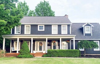 8239 Hampton Cir E, Indianapolis, IN 46256