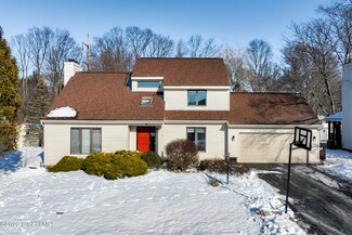 67 Iroquois Trail, Slingerlands, NY 12159
