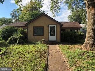 841 Progress St, Florence, NJ 08518