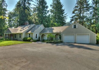 35513 SE 49th St, Fall City, WA 98024