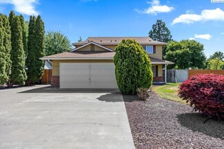 5001 E Killdeer Ct, West Richland, WA 99353