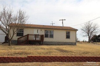 223 W 2nd Ave, Hope, KS 67451