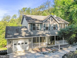 157 Oakridge Dr, Harpers Ferry, WV 25425