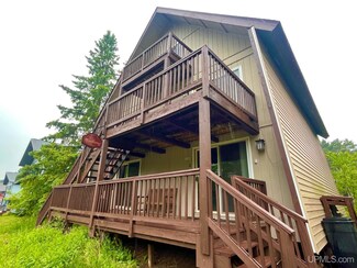 E6280 Snowdrift St Unit 3, Ironwood, MI 49938