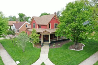 301 N Catherine Ave, La Grange Park, IL 60526