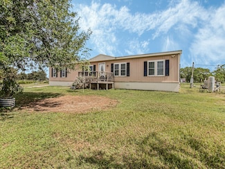 2234 Hopkins Rd, Beasley, TX 77417