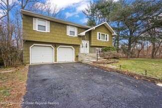 271 Ford Rd, Howell, NJ 07731