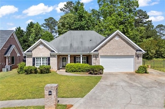 4368 Magnolia Bay Ln, Snellville, GA 30039