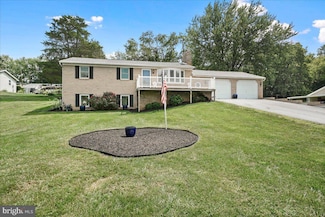 21633 Kelso Dr, Hagerstown, MD 21742
