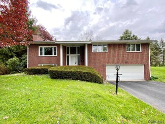 312 Kenneth Ave, Johnstown, PA 15904