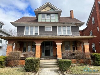 267 S Monroe St, Tiffin, OH 44883
