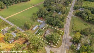 1939 Fitzpatrick Rd, Wetumpka, AL 36092