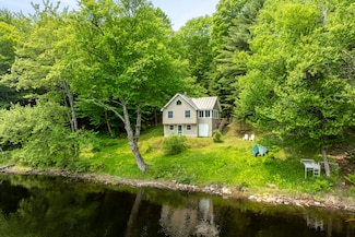 67 Day Mountain Rd, Temple, ME 04984