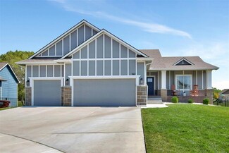 962 N Cedar Brook Cir, Mulvane, KS 67110