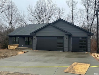 1207 8th Ave, Rapids City, IL 61278