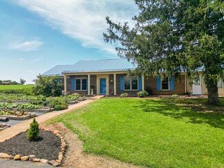 4769 Wards Rd, Hurt, VA 24563