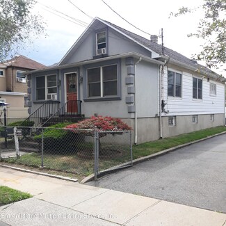 184 Lake Ave, Staten Island, NY 10303
