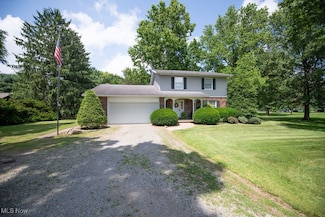 3949 Bair Rd NW, Dover, OH 44622