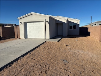 995 Berk Ave, Kingman, AZ 86409