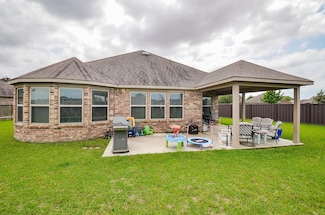 30201 Golden Sky Ct, Brookshire, TX 77423