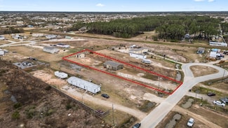 68 County Road 5119, Cleveland, TX 77327