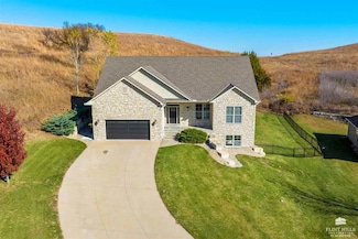 2932 Tobacco Rd, Manhattan, KS 66503