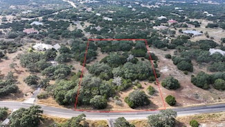 110 Greystone Cir, Boerne, TX 78006
