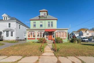 1445 Rugby Rd, Schenectady, NY 12308