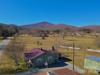 122 Church Hollow Rd, Boone, NC 28607