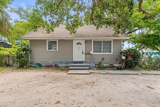 2038 16th St S, Saint Petersburg, FL 33705