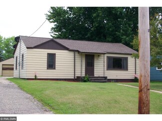 570 Hazel Ave E, Kimball, MN 55353