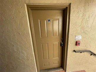 1162 Lake Terry Dr Unit H57, West Palm Beach, FL 33411