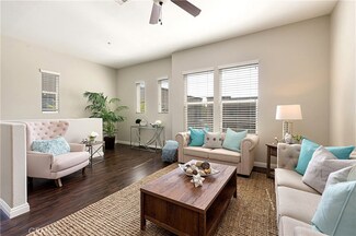 1150 Elfstrom Dr, Fullerton, CA 92833
