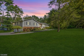 3366 Round Hill Rd, Branchburg, NJ 08876