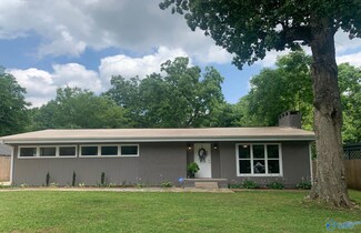 613 S Scott St, Scottsboro, AL 35768