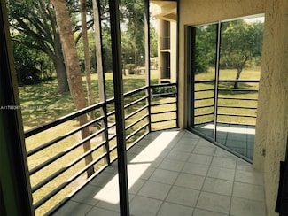 3100 Riverside Dr Unit 210, Coral Springs, FL 33065