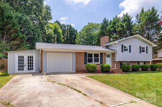 3734 21st St NE, Hickory, NC 28601