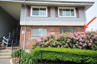 5 Susan Rd Unit 8, Buzzards Bay, MA 02532