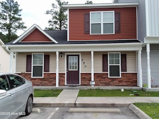 250 Caldwell Loop, Jacksonville, NC 28546