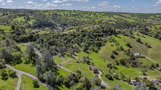 14651 Bunker Hill Rd, Sutter Creek, CA 95685
