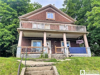 74 Hazzard St, Jamestown, NY 14701