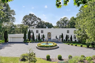 65 Round Hill Rd, Armonk, NY 10504