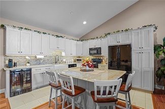 1 Tupperware Dr Unit 120, North Smithfield, RI 02896