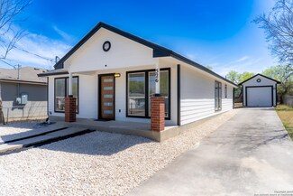 526 J St, San Antonio, TX 78220