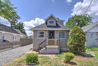510 Narragansette Ave, Ocean Gate, NJ 08740